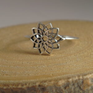 Bague argent fleur de lotus mandala
