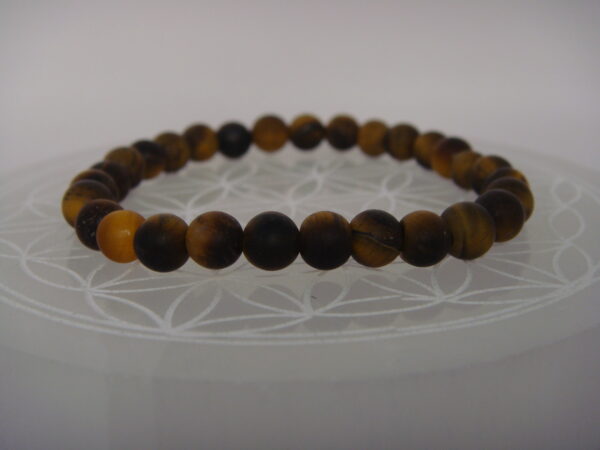 Bracelet élastique en pierre d'Œil de Tigre dépoli – Image 5
