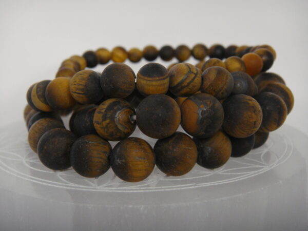 Bracelet élastique en pierre d'Œil de Tigre dépoli – Image 2