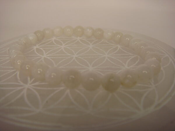 Bracelet élastique en pierre de Lune – Image 5