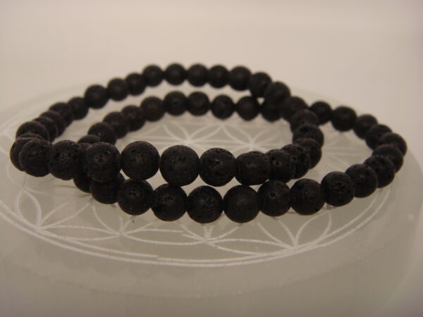 Bracelet élastique en pierre de Lave – Image 4