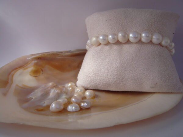 Bracelet élastique en Perles d'eau douce naturelles – Image 3