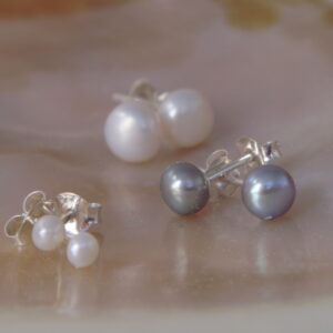 Boucles d'oreilles puces argent & Perle d'eau douce