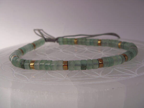 Bracelet ajustable en pierre naturelle plate et arrondie – Image 5