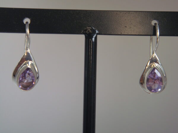 Boucles d'oreilles argent & pierre en facettes – Image 2