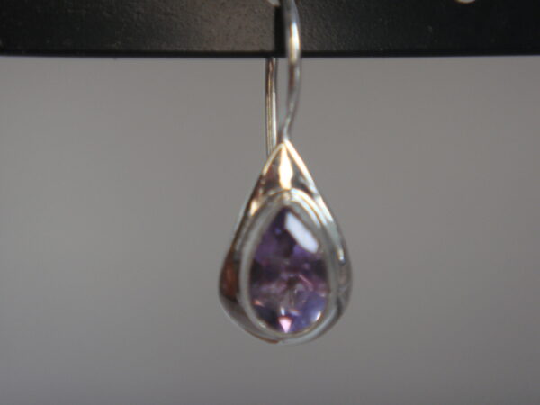Boucles d'oreilles argent & pierre en facettes – Image 5