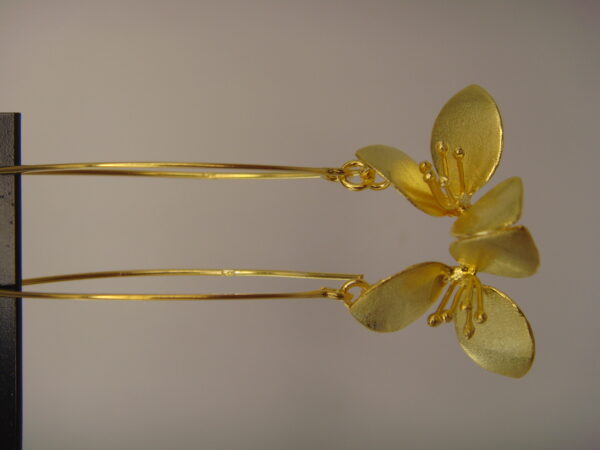 Boucles d'oreilles acier fleur d'orchidée – Image 2