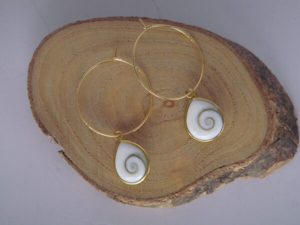 Boucles d'oreilles Oeil de Sainte Lucie, laiton – Image 6