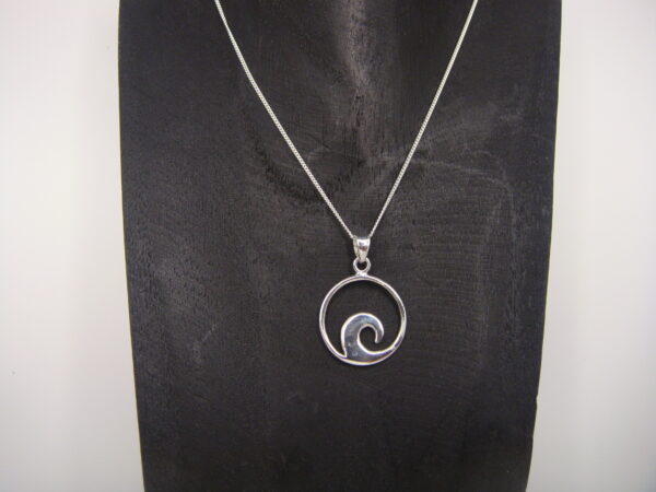 Collier argent vague