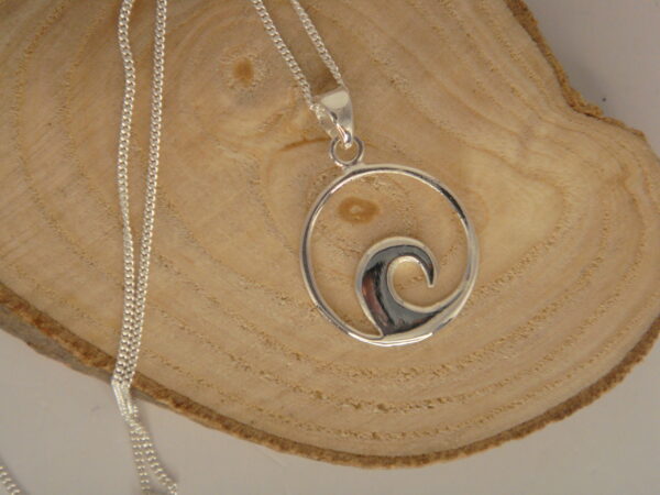 Collier argent vague – Image 2