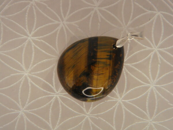 Pendentif argent & pierre naturelle en forme de goutte